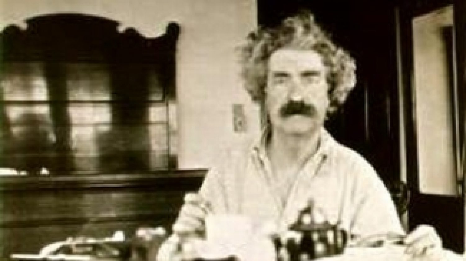 Mark Twain at breakfast, 1895